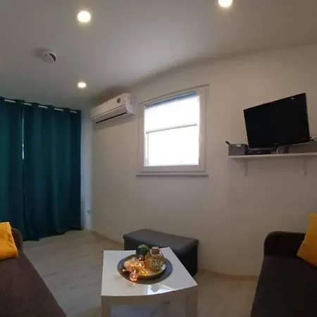 Apartment Mobile Tiva *